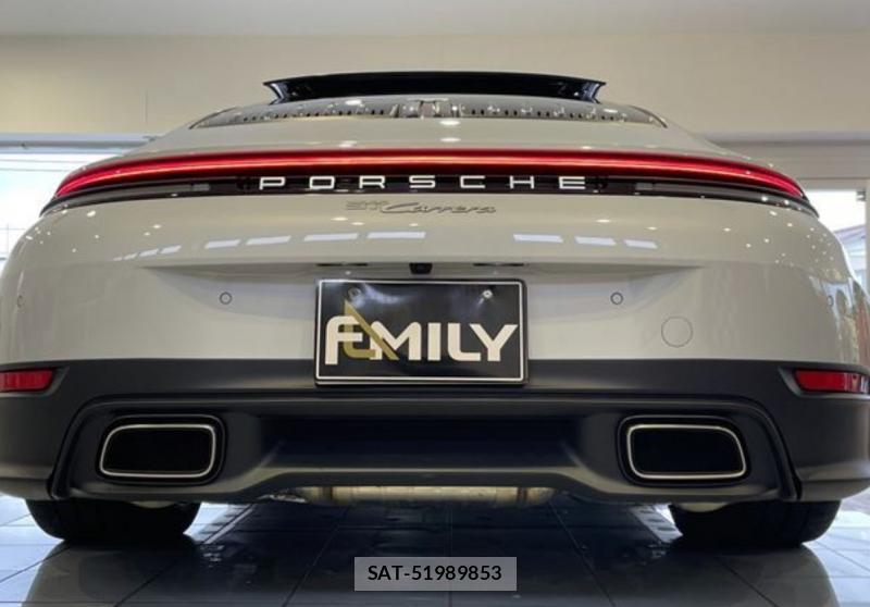 Porsche 911 Carrera 2025-01 6667692-3