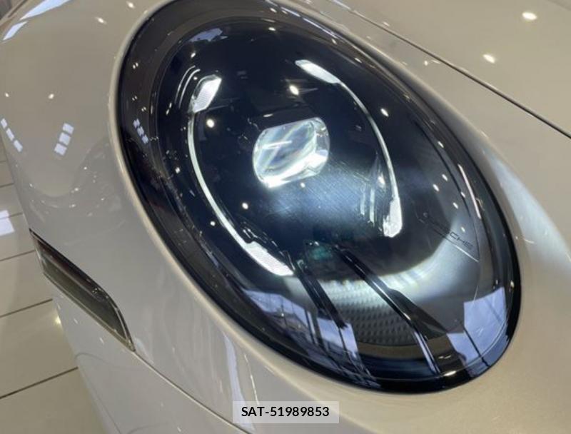 Porsche 911 Carrera 2025-01 6667692-51