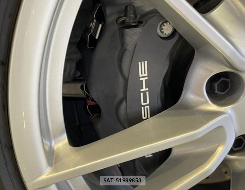 Porsche 911 Carrera 2025-01 6667692-60