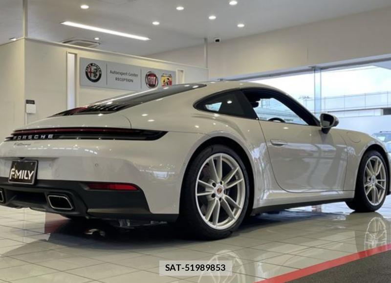 Porsche 911 Carrera 2025-01 6667692-7