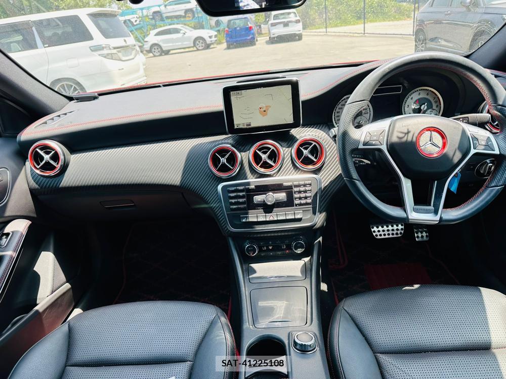 Mercedes Benz A-CLASS 2013 6787619-12
