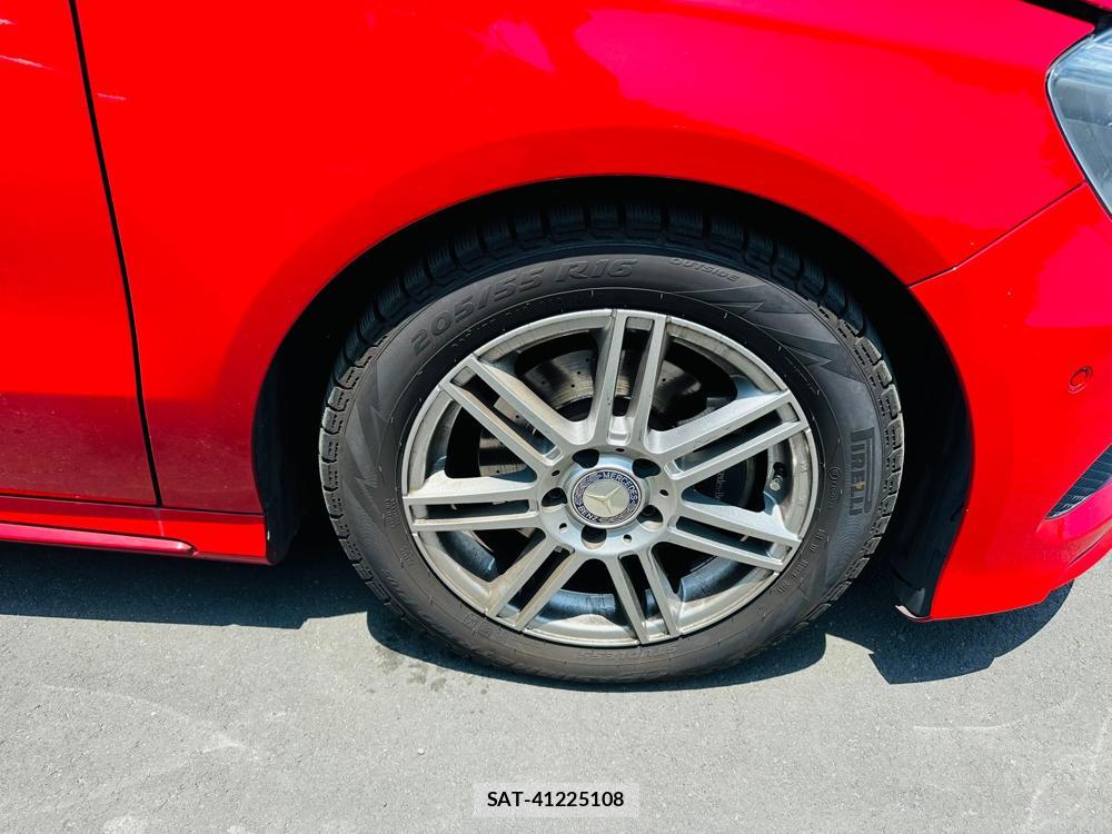 Mercedes Benz A-CLASS 2013 6787619-28