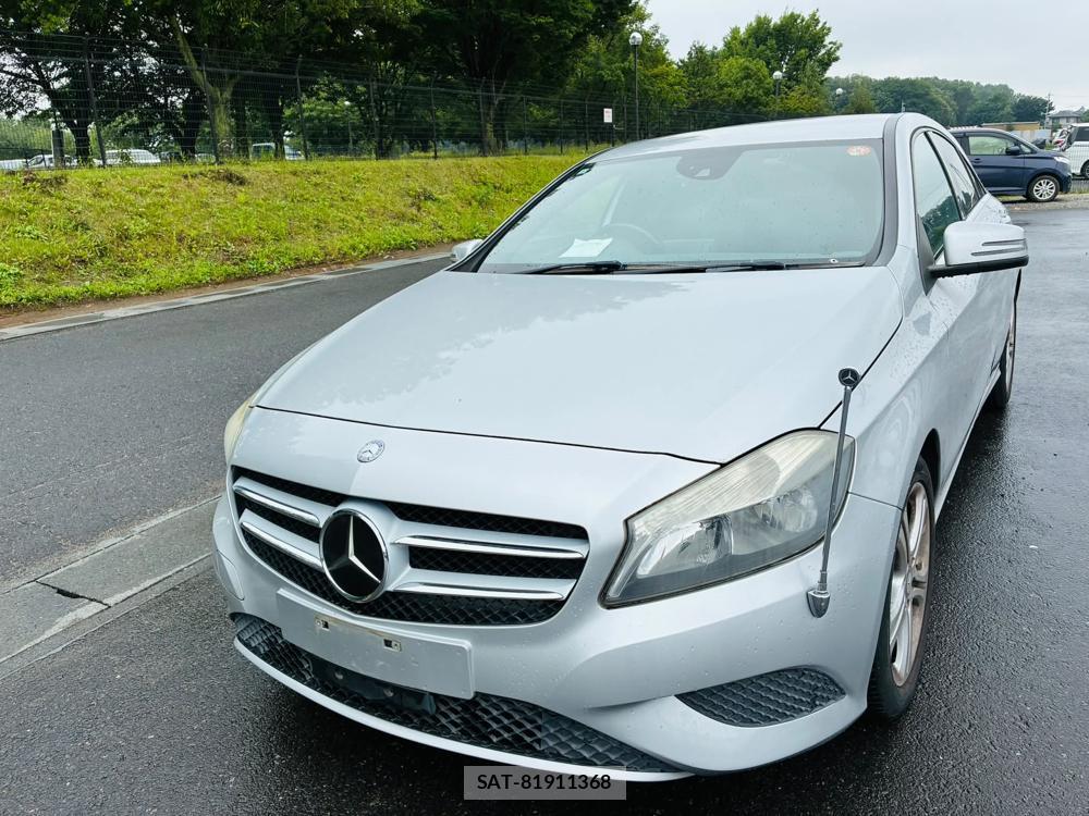 Mercedes Benz A-CLASS 2013-07 7610976-0