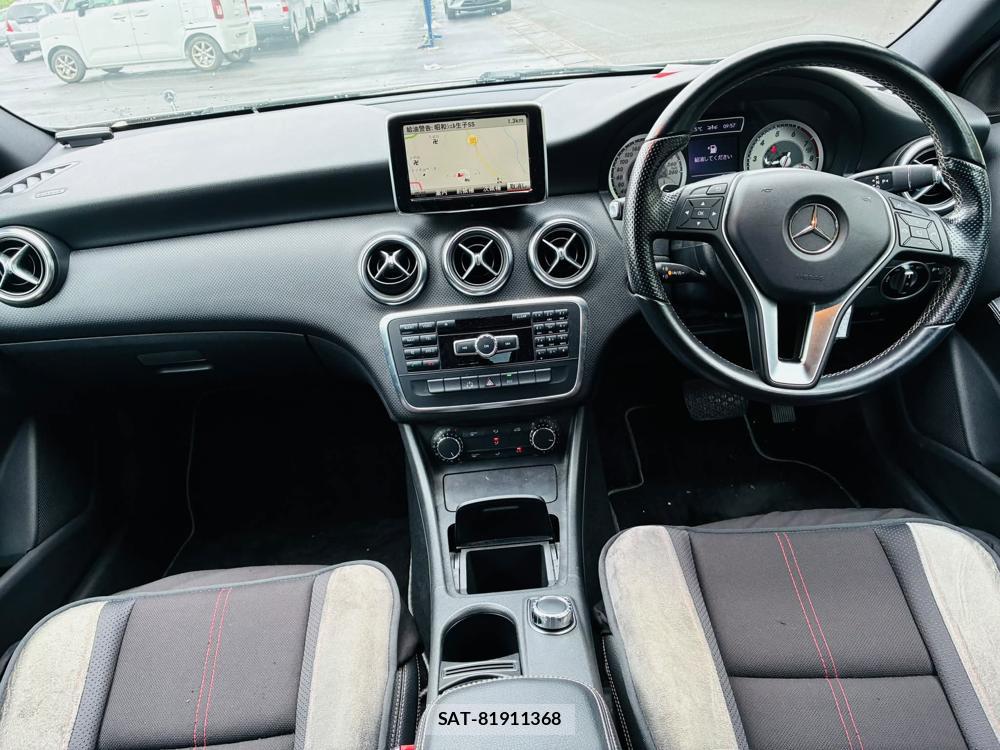 Mercedes Benz A-CLASS 2013-07 7610976-12