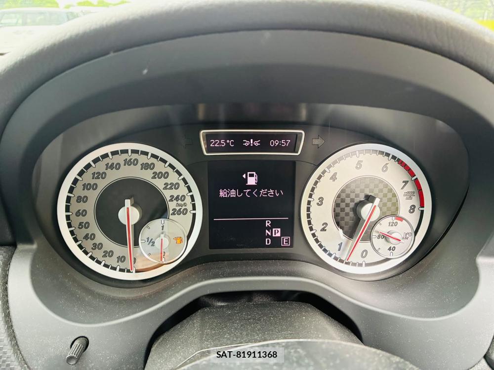 Mercedes Benz A-CLASS 2013-07 7610976-15