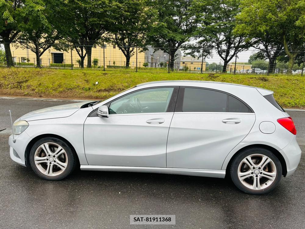 Mercedes Benz A-CLASS 2013-07 7610976-1