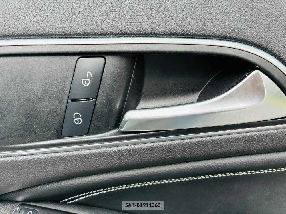 Mercedes Benz A-CLASS 2013-07 7610976-20