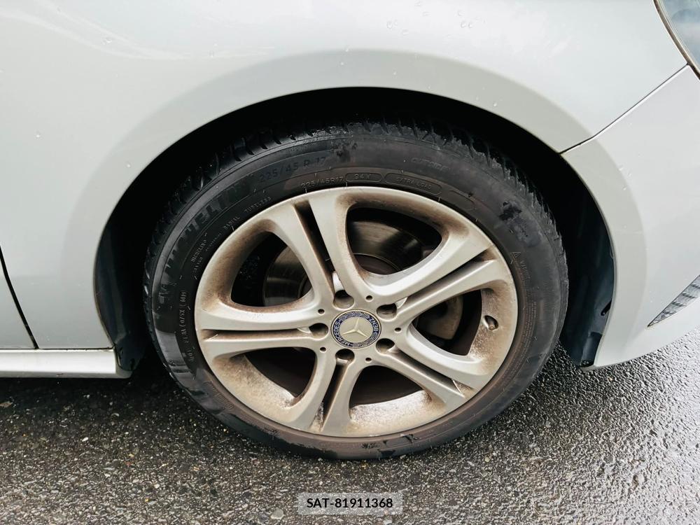 Mercedes Benz A-CLASS 2013-07 7610976-28