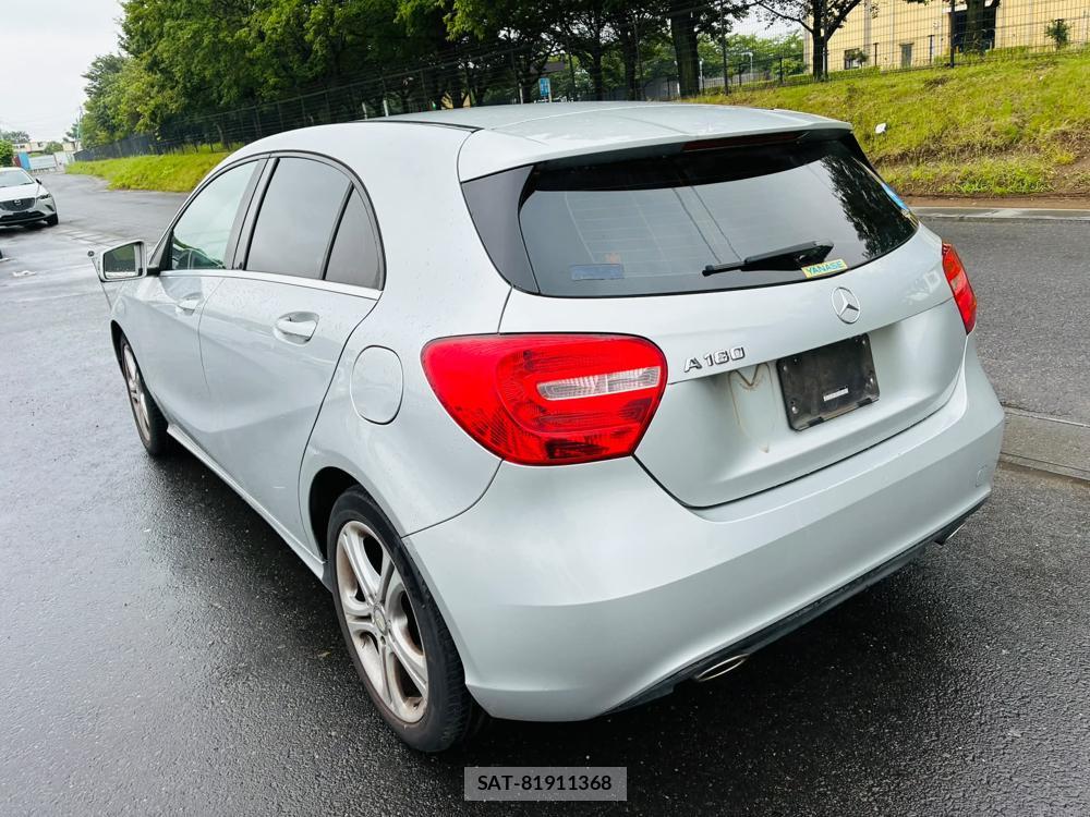 Mercedes Benz A-CLASS 2013-07 7610976-2