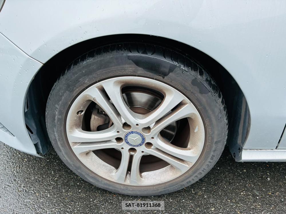 Mercedes Benz A-CLASS 2013-07 7610976-29