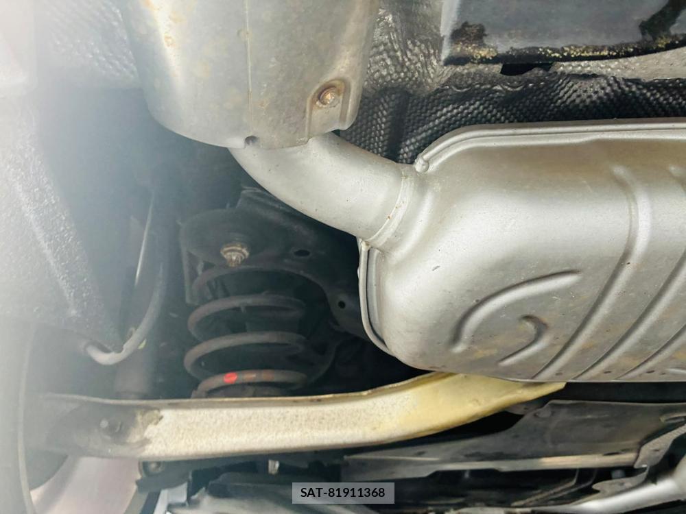Mercedes Benz A-CLASS 2013-07 7610976-35