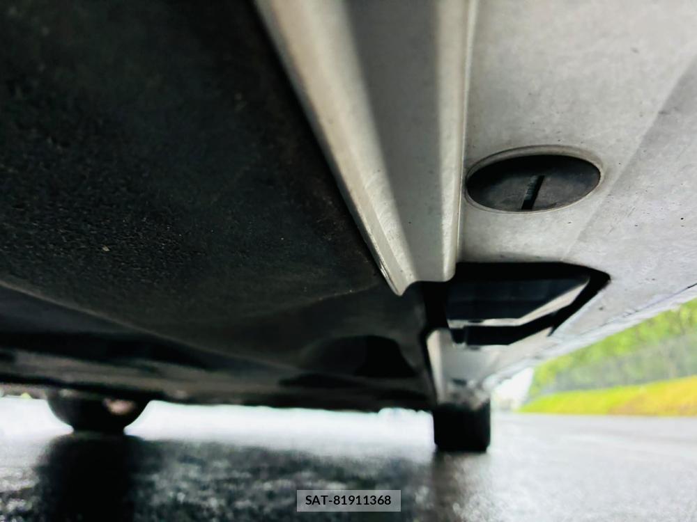 Mercedes Benz A-CLASS 2013-07 7610976-37