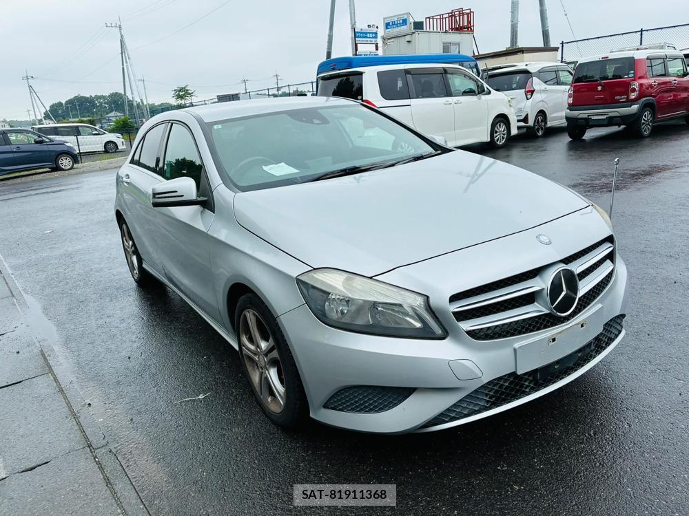 Mercedes Benz A-CLASS 2013-07 7610976-6