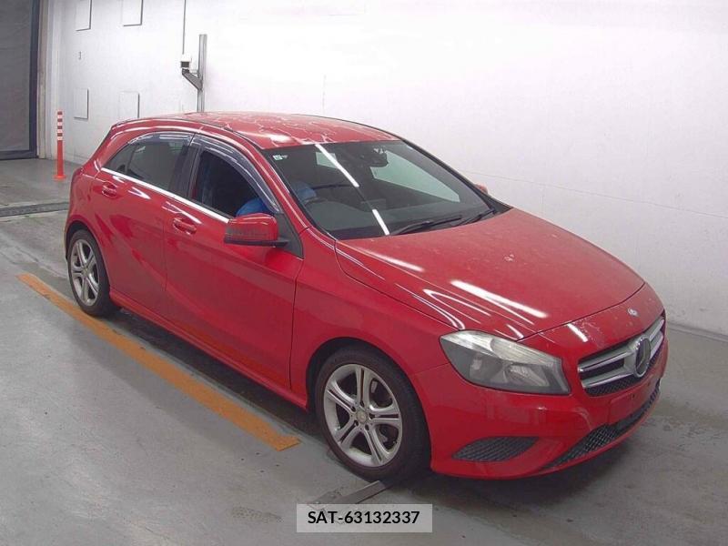 Mercedes Benz A-CLASS 2013-10 7687204-0