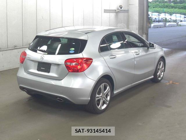 Mercedes Benz A-CLASS 2013-09 7831741-1