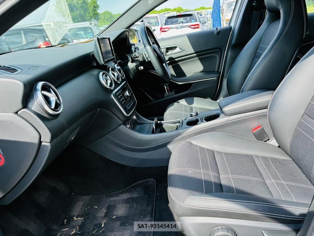 Mercedes Benz A-CLASS 2013-09 7831741-10