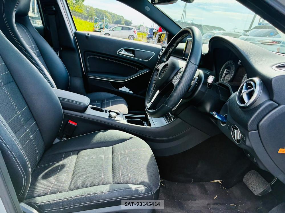 Mercedes Benz A-CLASS 2013-09 7831741-11