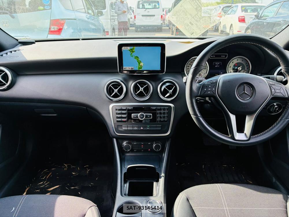 Mercedes Benz A-CLASS 2013-09 7831741-12