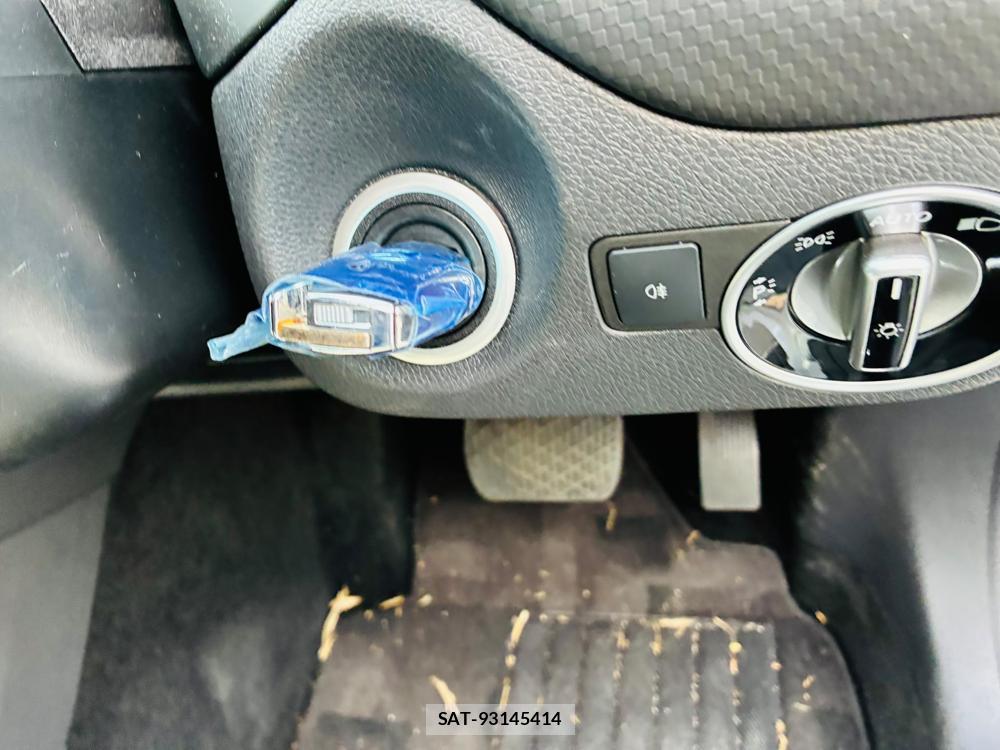 Mercedes Benz A-CLASS 2013-09 7831741-16