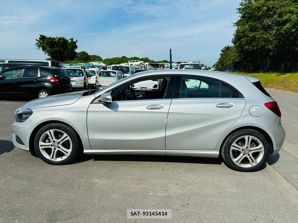 Mercedes Benz A-CLASS 2013-09 7831741-1