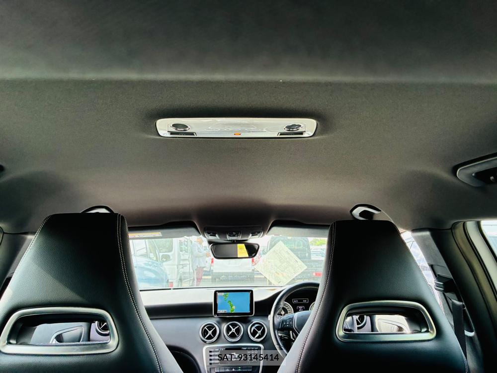 Mercedes Benz A-CLASS 2013-09 7831741-24