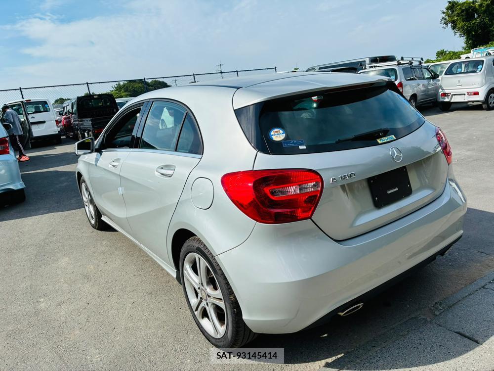 Mercedes Benz A-CLASS 2013-09 7831741-2