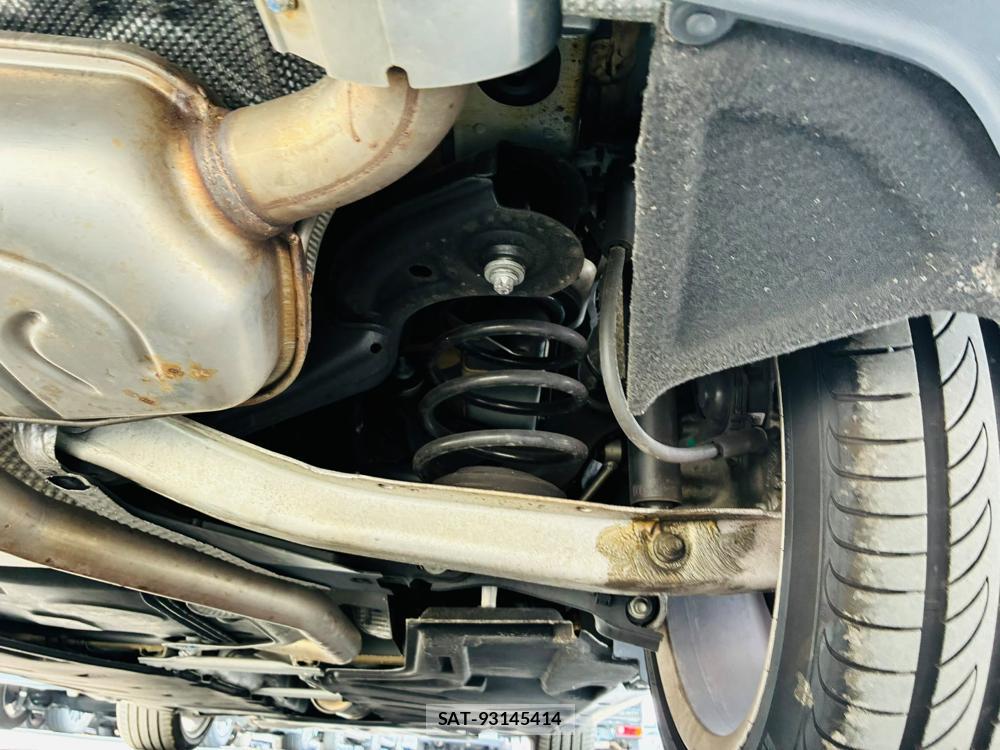 Mercedes Benz A-CLASS 2013-09 7831741-36