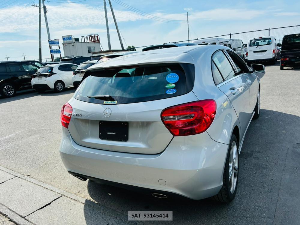 Mercedes Benz A-CLASS 2013-09 7831741-4