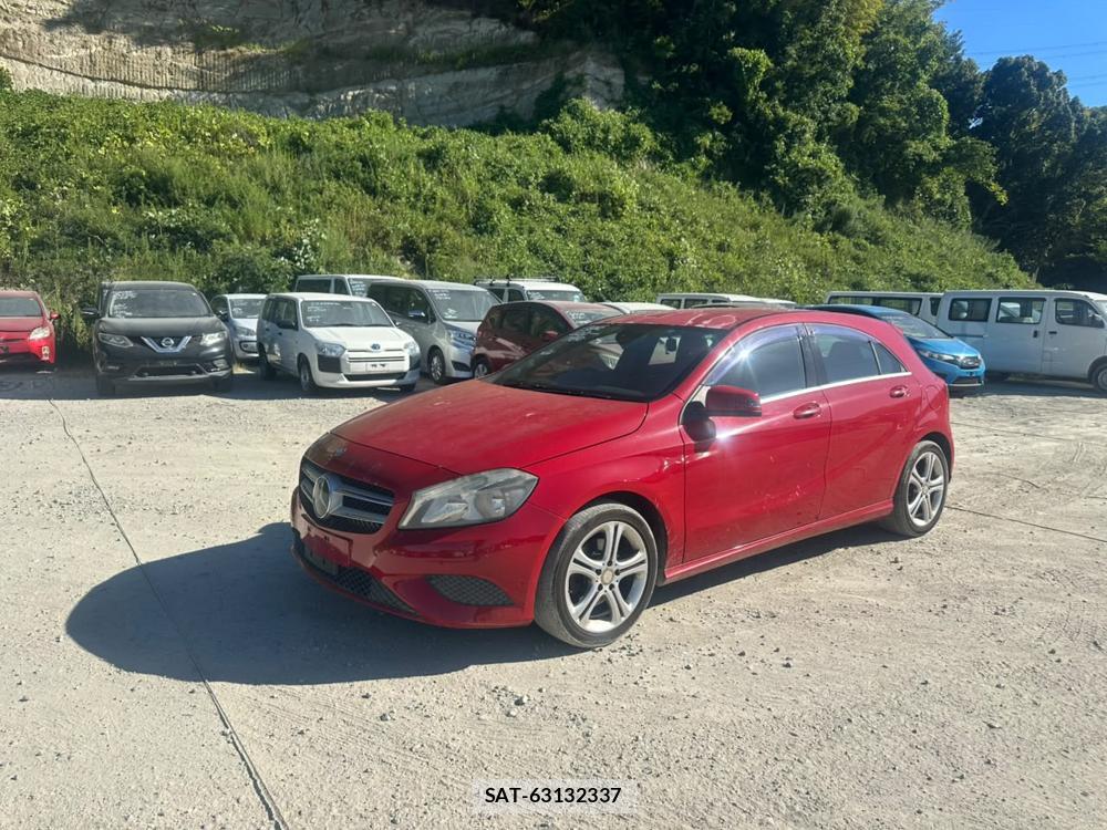 Mercedes Benz A-CLASS 2013-10 7687204-0