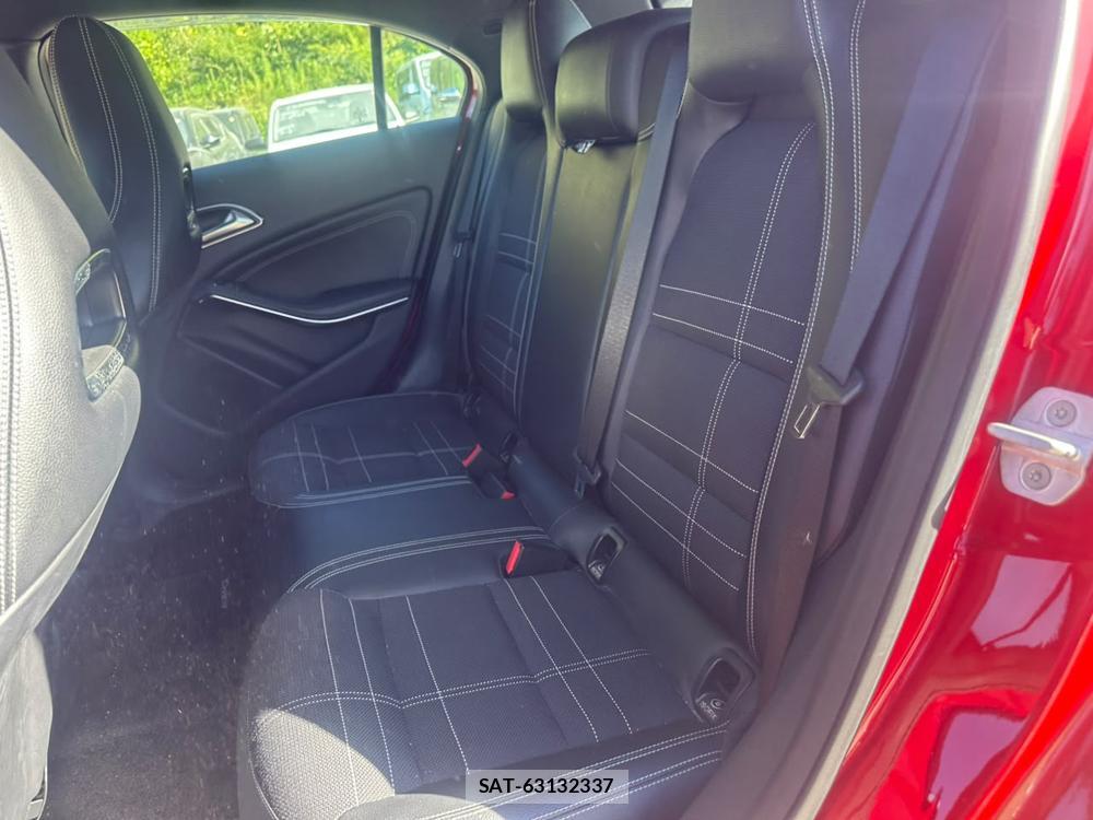 Mercedes Benz A-CLASS 2013-10 7687204-9