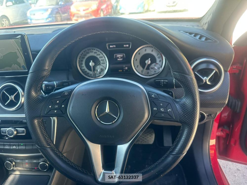 Mercedes Benz A-CLASS 2013-10 7687204-13