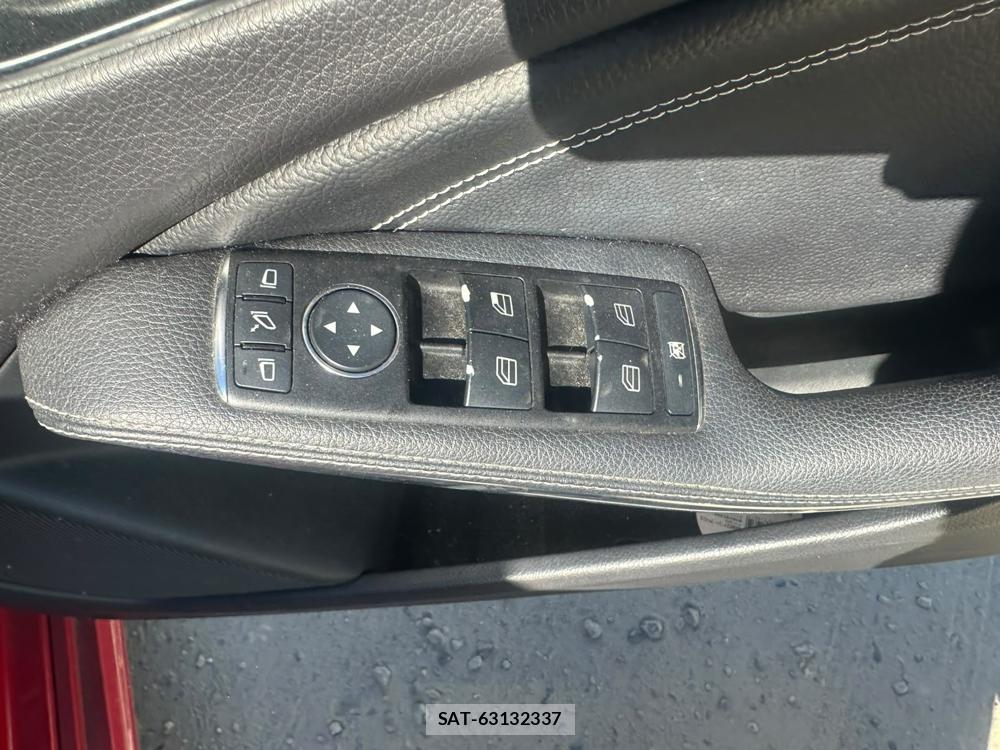 Mercedes Benz A-CLASS 2013-10 7687204-20