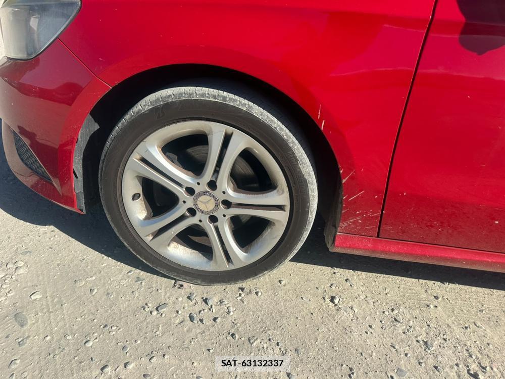 Mercedes Benz A-CLASS 2013-10 7687204-25