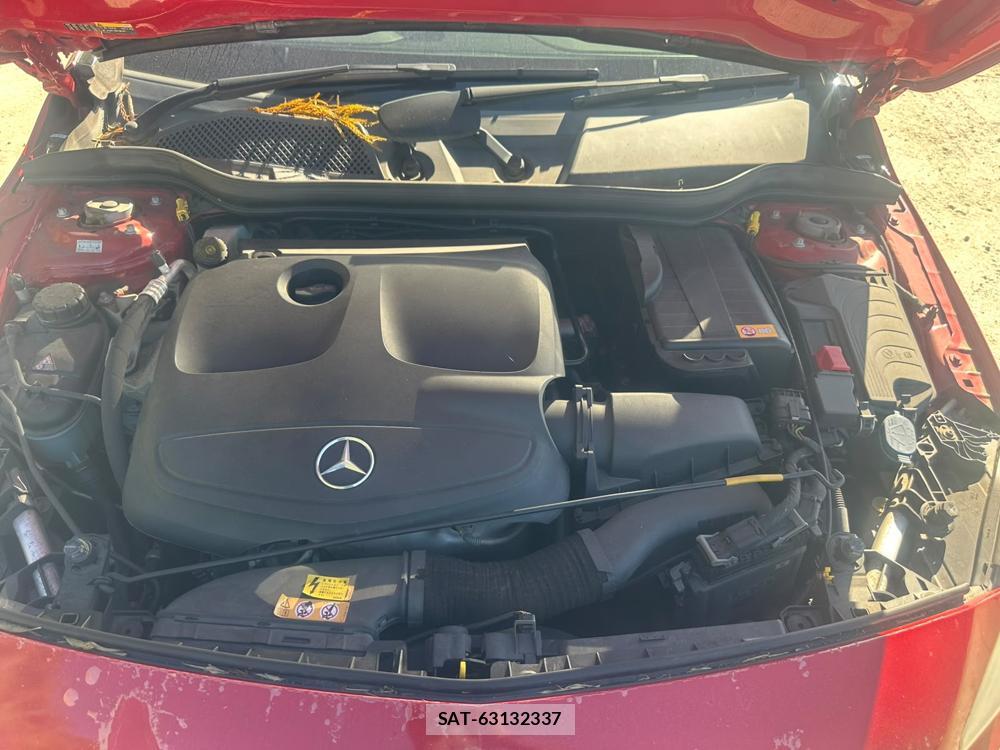 Mercedes Benz A-CLASS 2013-10 7687204-33