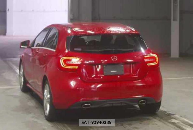 Mercedes Benz A-CLASS 2015-05 1311425-2