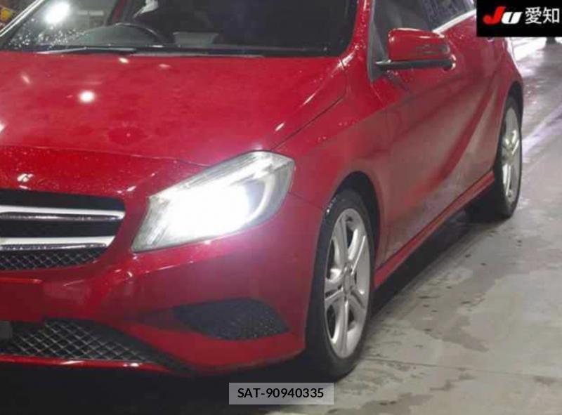 Mercedes Benz A-CLASS 2015-05 1311425-4