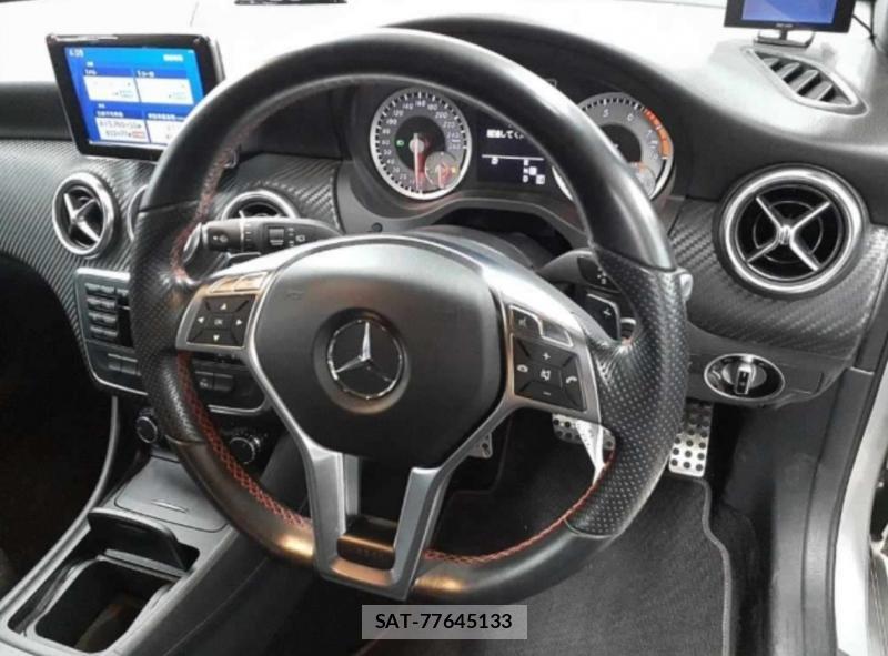 Mercedes Benz A-CLASS 2012-12 1311427-8