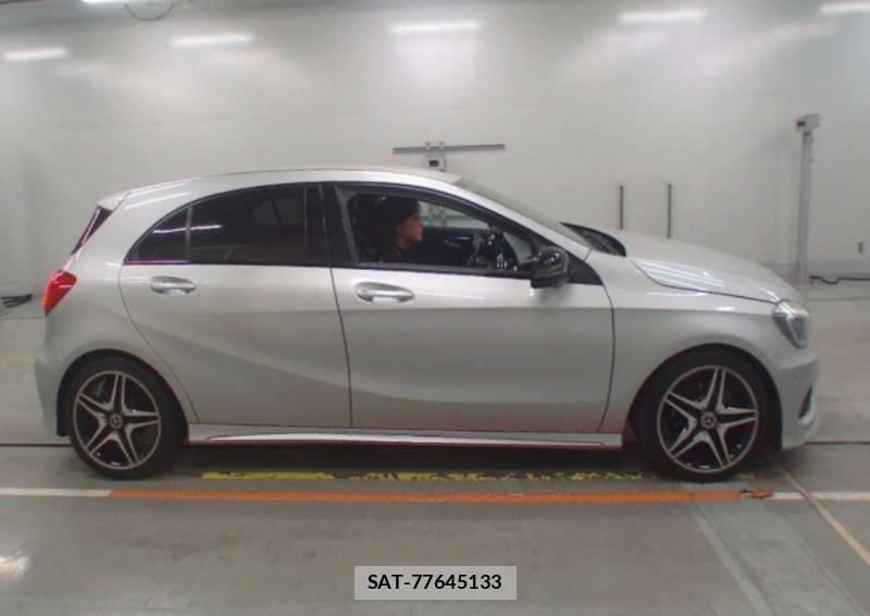Mercedes Benz A-CLASS 2012-12 1311427-1