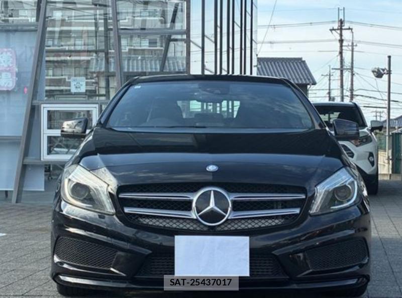 Mercedes Benz A-CLASS 2013-12 8290206-11