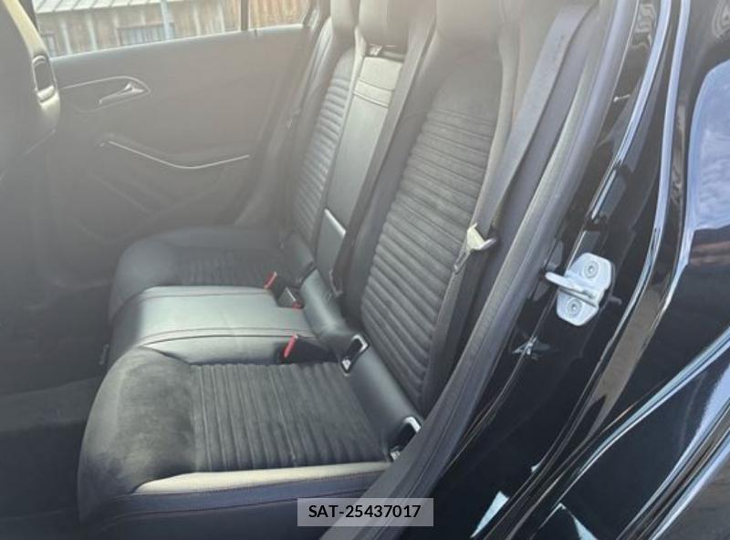 Mercedes Benz A-CLASS 2013-12 8290206-13