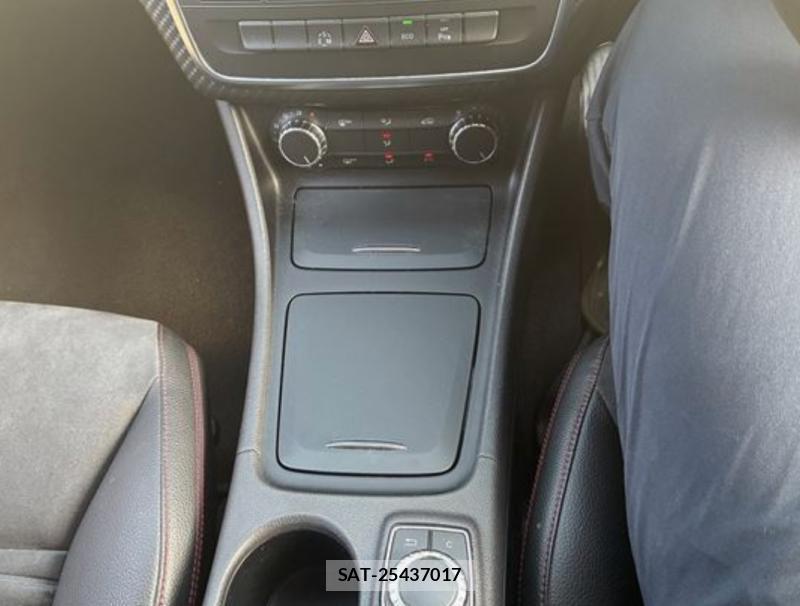 Mercedes Benz A-CLASS 2013-12 8290206-21
