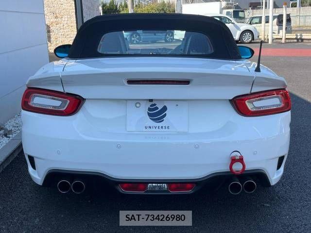 Abarth 124 Spider 2017-07 831661-14