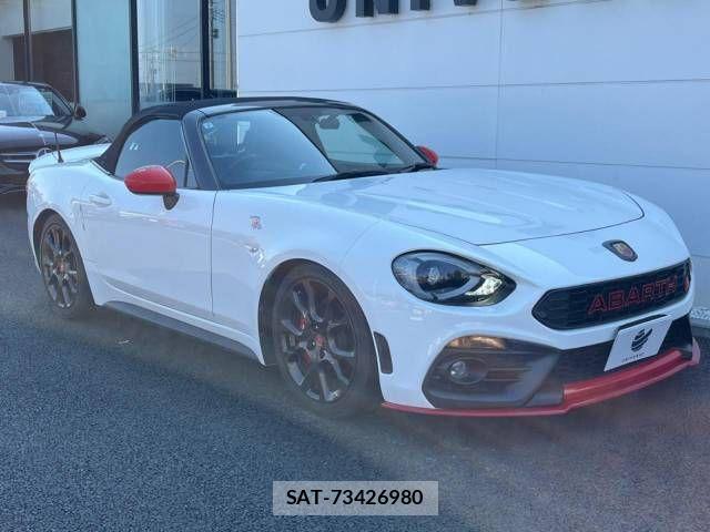 Abarth 124 Spider 2017-07 831661-15