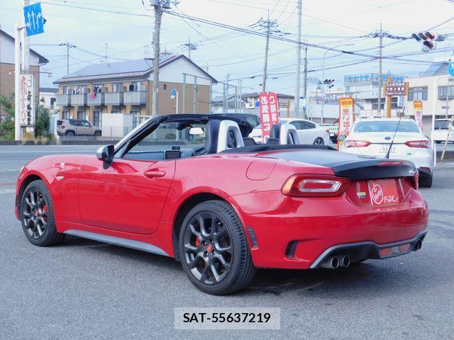 Abarth 124 Spider 2017-10 1541693-6
