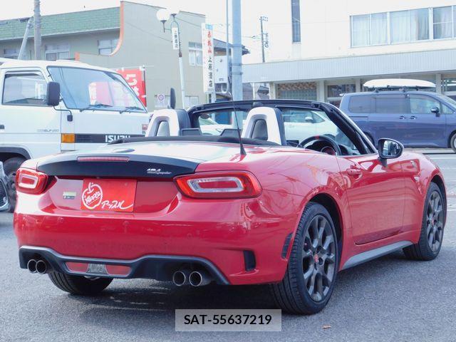 Abarth 124 Spider 2017-10 1541693-7