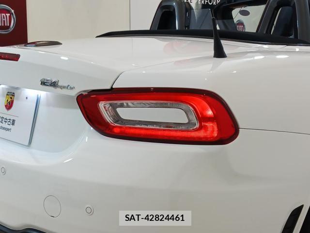 Abarth 124 Spider 2019-06 7213817-9