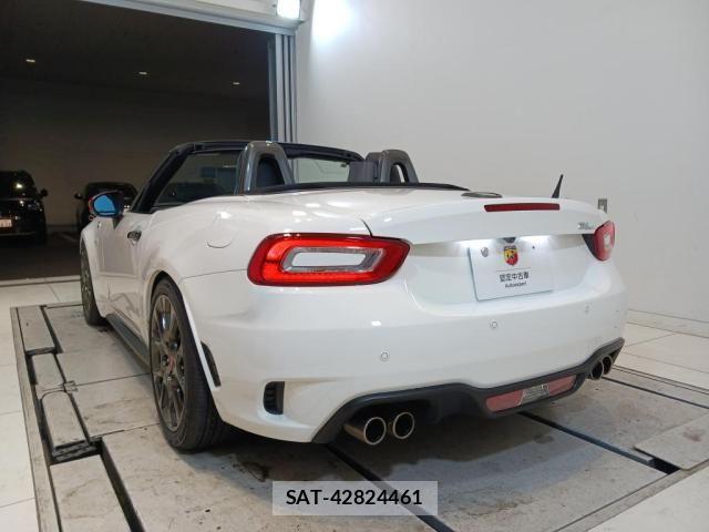 Abarth 124 Spider 2019-06 7213817-5