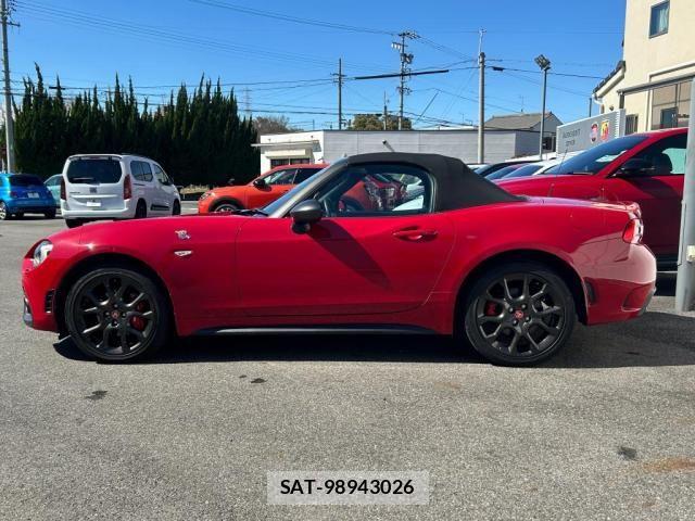 Abarth 124 Spider 2017-09 7324849-8