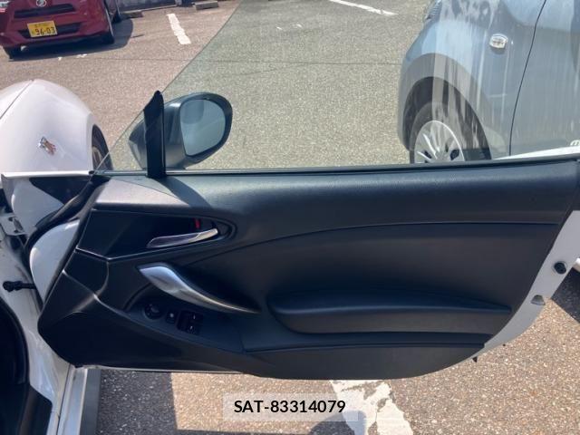 Abarth 124 Spider 2016-01 7324848-10