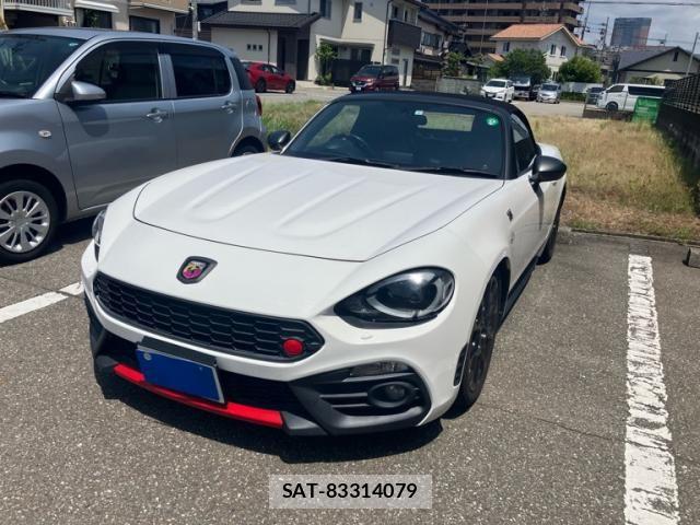 Abarth 124 Spider 2016-01 7324848-1